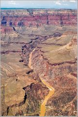 Der Colorado frist sich durch den Grand Canyon