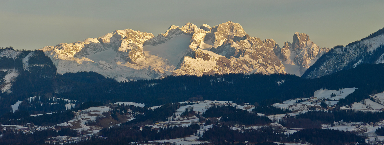 Der Dachstein im letzten Sonnenlicht