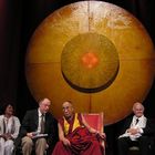  Der Dalai Lama in der Münchner Olympiahalle 2003