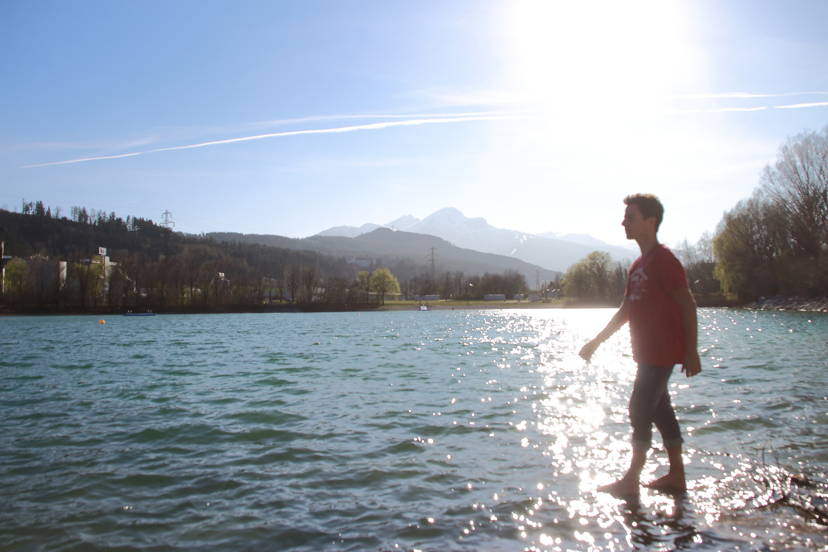 Der Der über das Wasser wandelt