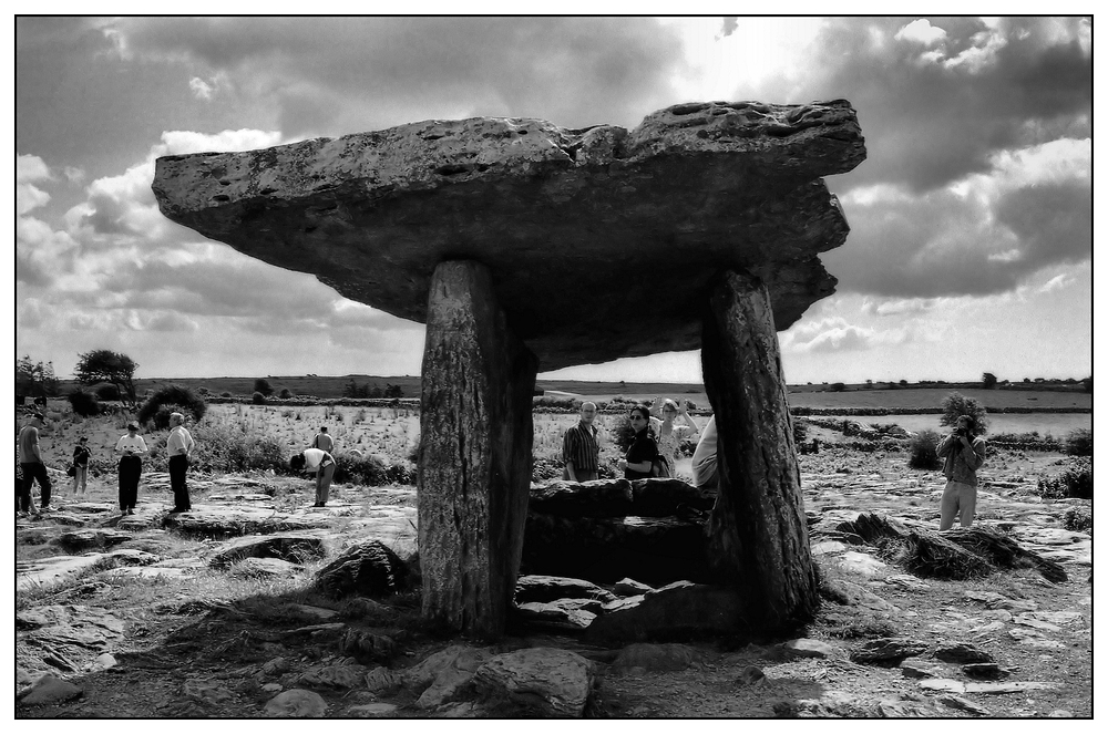 Der Dolmen von Poulnabrone