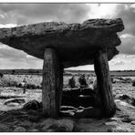 Der Dolmen von Poulnabrone