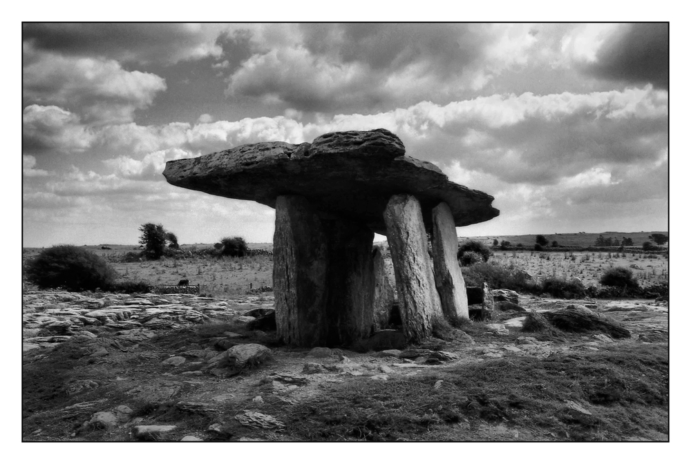 Der Dolmen von Poulnabrone II