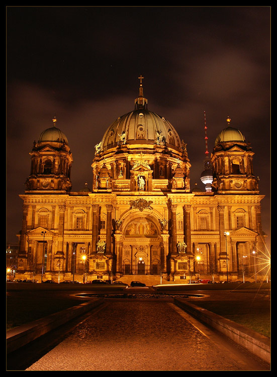 der Dom bei Nacht