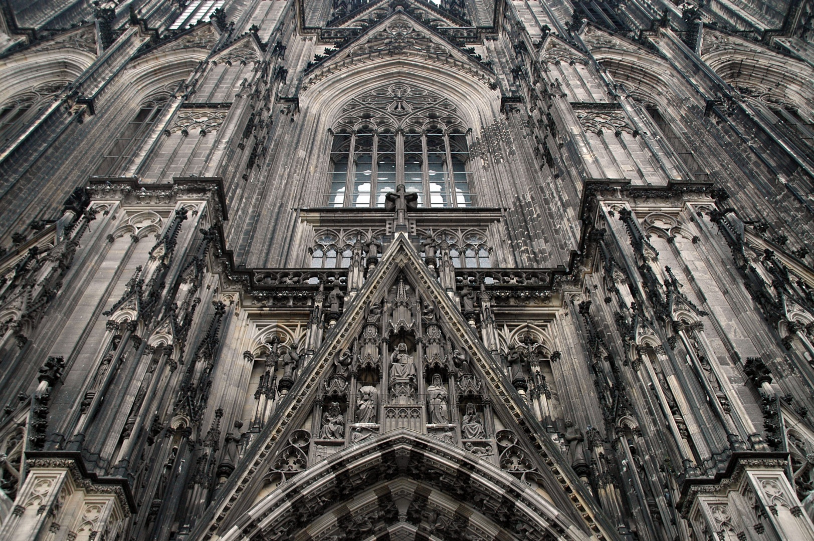 Der Dom - facade