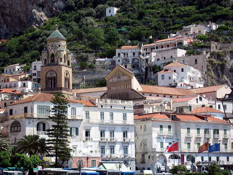 Der Dom (Fassade und Turm) in Amalfi