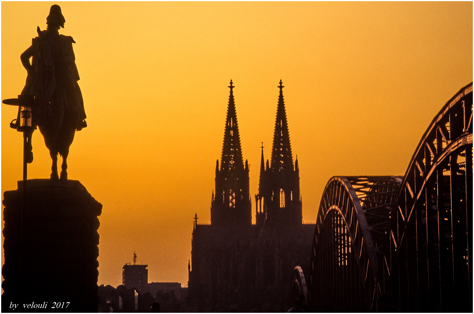 der Dom im Abendlicht