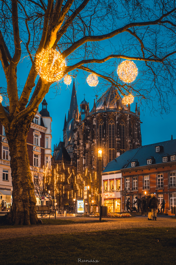 Der Dom im Lichterglanz