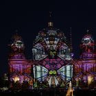 Der Dom in Berlin beim Festival of Lights 2015.