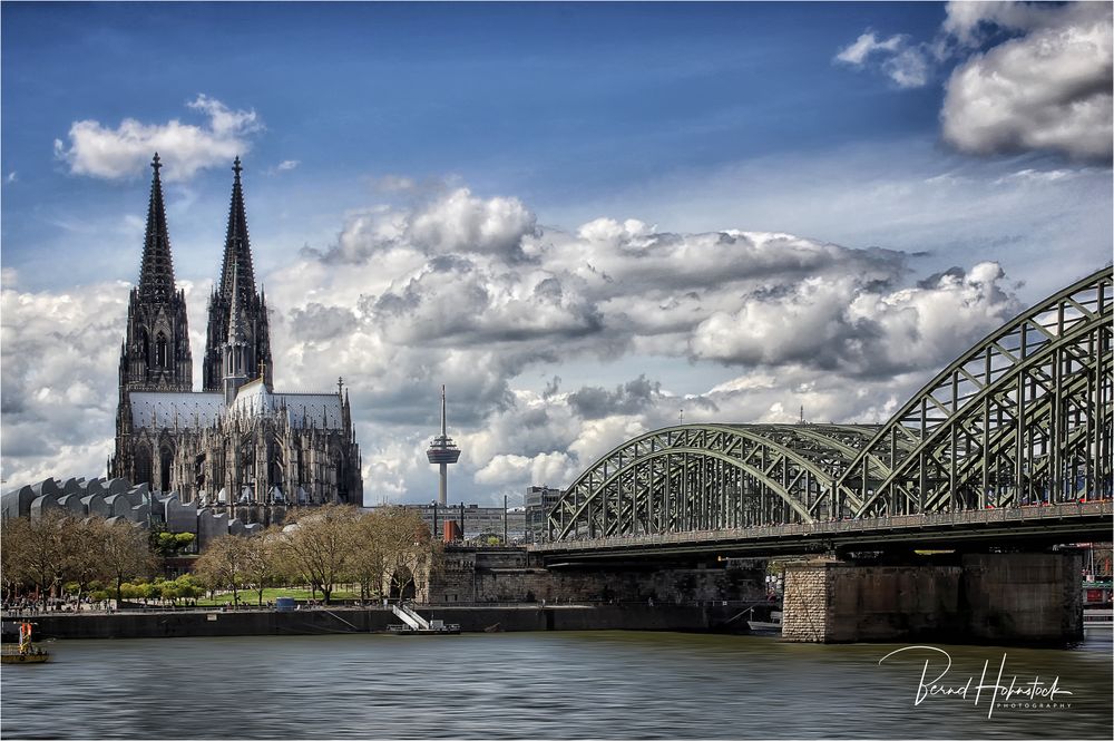 der Dom ohne Gerüst ....