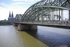 Der Dom und die Deutzer Brücke