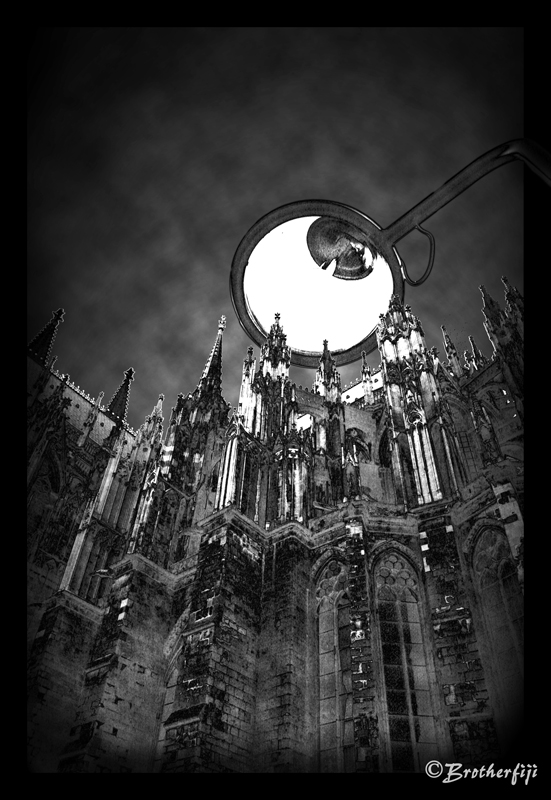 Der Dom unter der Lampe