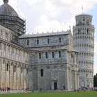 Der Dom vor dem Schiefen Turm von Pisa
