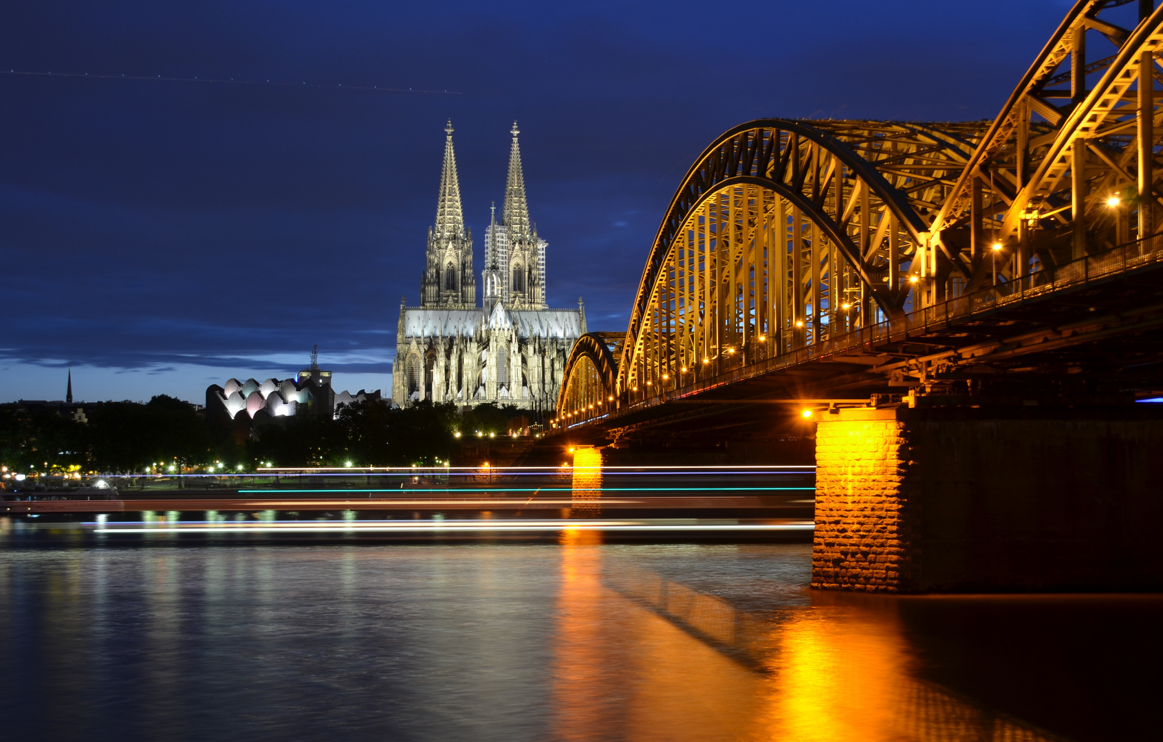 Der Dom zu Kölle bei Nacht