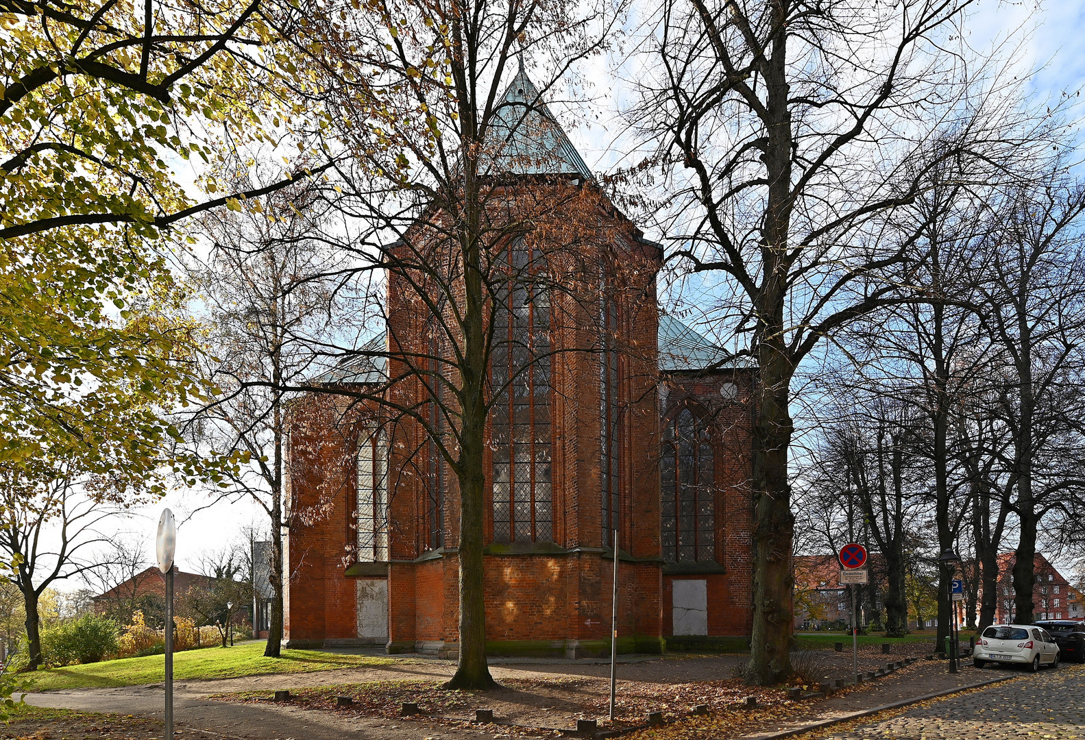 Der Dom zu Lübeck im November 2020