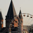 Der Dom zu Mainz im Abendsonnenschein