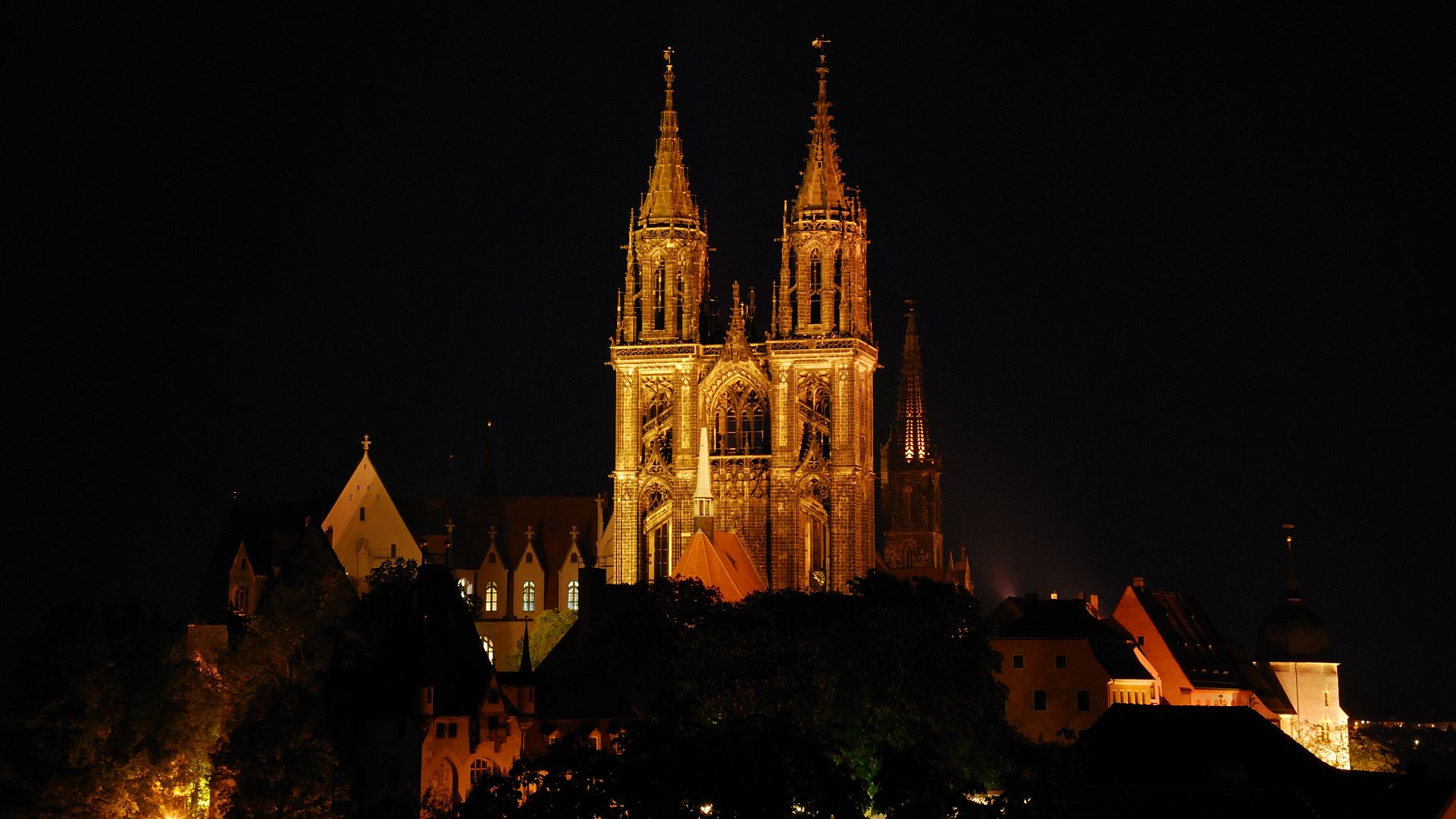 Der Dom zu Meißen im Tageslauf - 21:56 Uhr