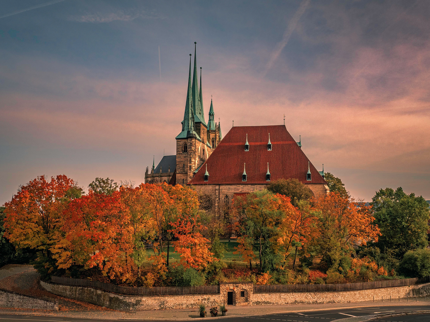 Der Domberg in Herbstfarben gehüllt