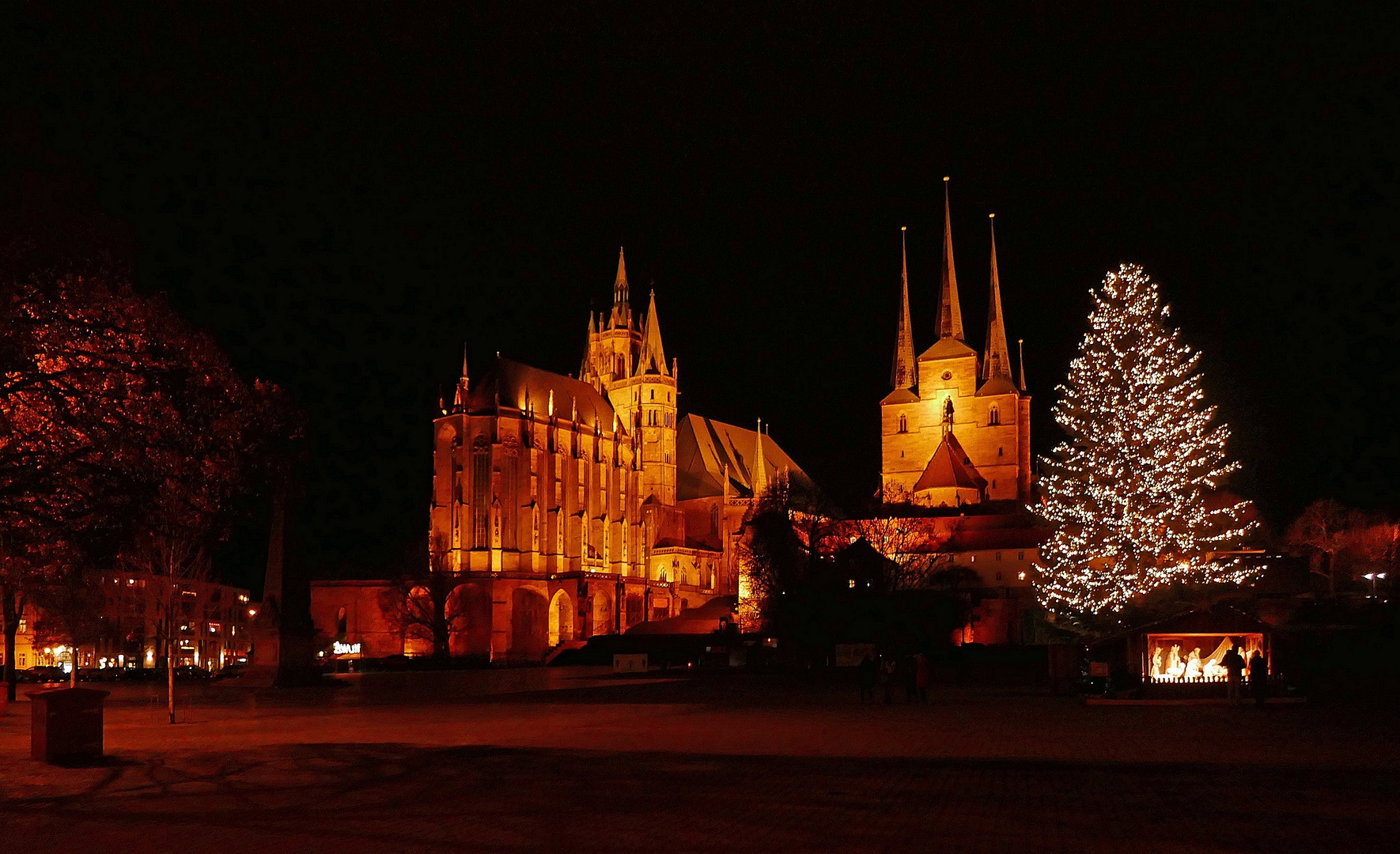 Der Domplatz im festlichen Glanz