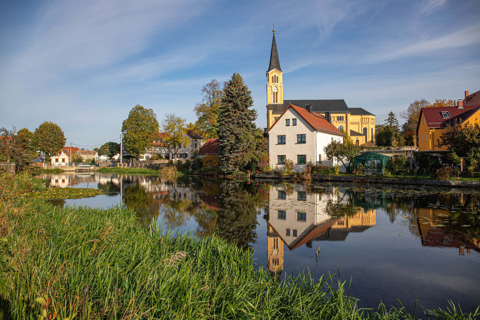 Der Dorf-Spiegel