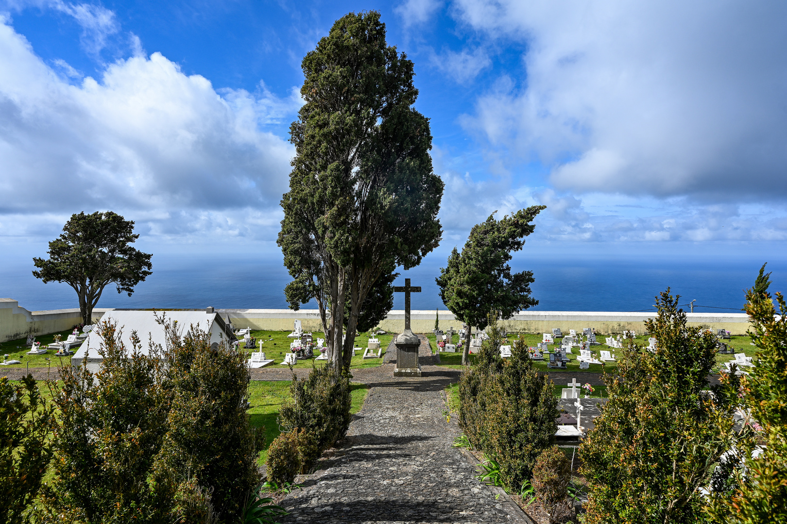 Der Dorffriedhof 06