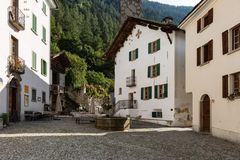 Der Dorfplatz von Bondo