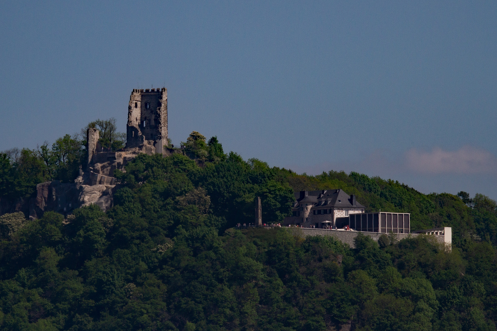 Der Drachenfels