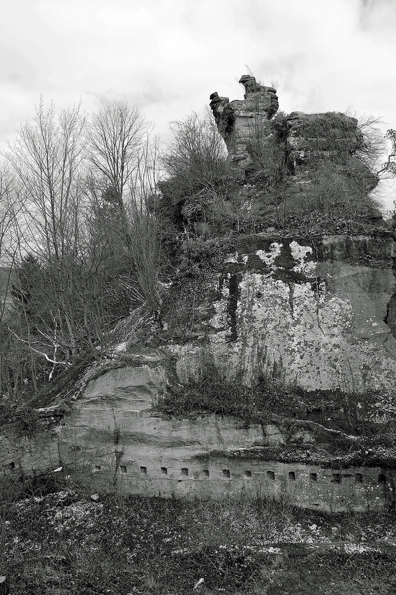 Der Drachenfels