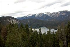 der Eibsee von oben