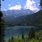 Der Eibsee vor der Zugspitze...