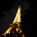 Der Eiffelturm am Abend II