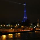 Der Eiffelturm aus Sicht einer Brücke "Copyright Tour Eiffel - Illuminations Pierre Bideau"