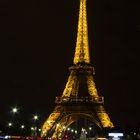 Der Eiffelturm bei Nacht 1