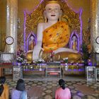 Der einzige Brillen Buddha in Myanmar