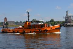 Der Eisbrecher Johannes Dalmann im Hafen von Finkenwerder