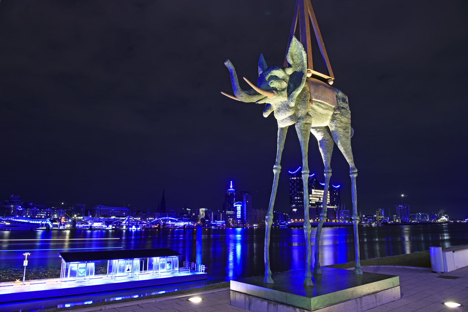 Der Elefant im Hamburger Blue Port Hafen