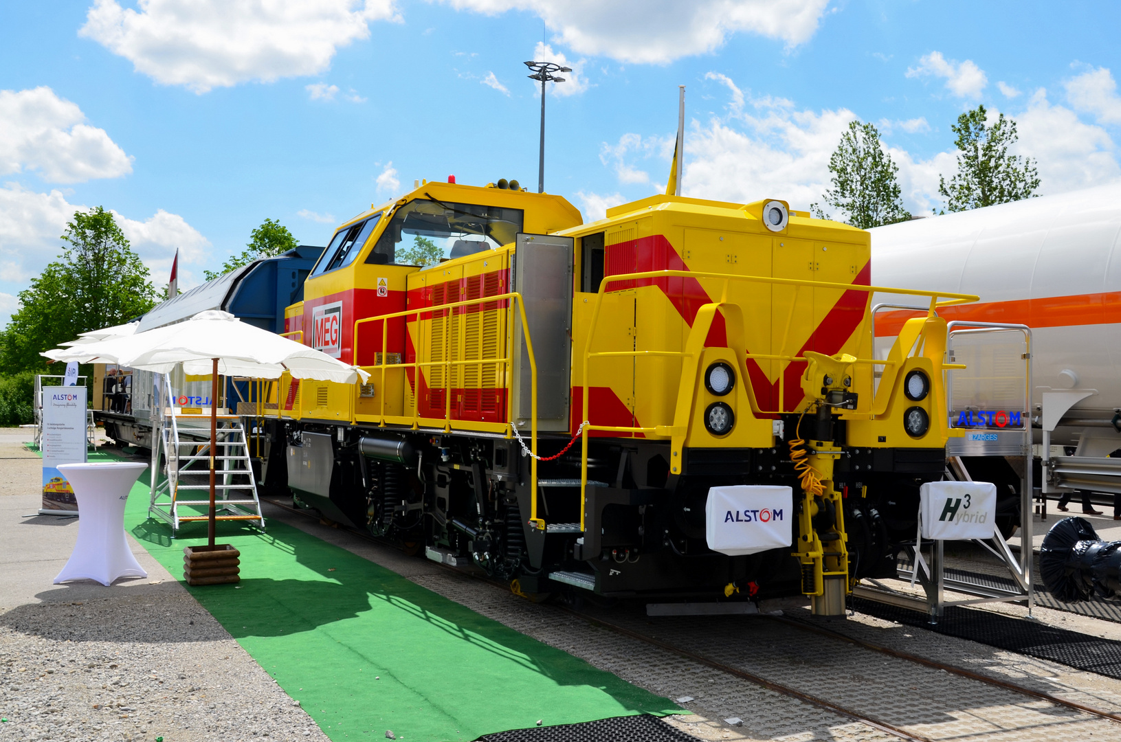 Der Erlkönig der TLM 2015 - Die Alstom H3 für die MEG