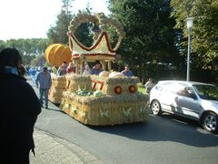 Der Erntewagen der Heimaterde Borssum 2005