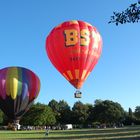 Der erste Ballon hebt ab.