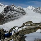 Der erste Neuschnee verzaubert den Aletschgletscher in eine weisse Autobahn.