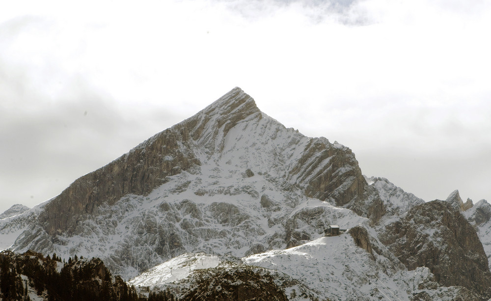 Der erste Schnee auf der Alpsitze