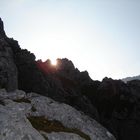 Der erste Sonnenstrahl auf dem Klettersteig "Tajakante"