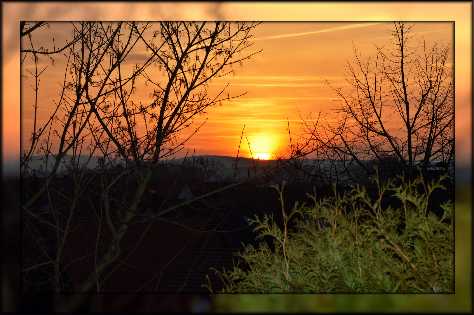 der erste Sonnenuntergang 2015 bei Gieboldehausen im Eichsfeld