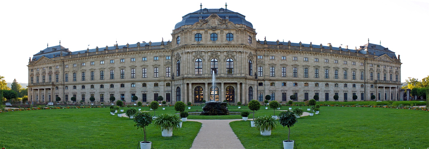 Der erste Versuch Panorama der Residenz Würzburg