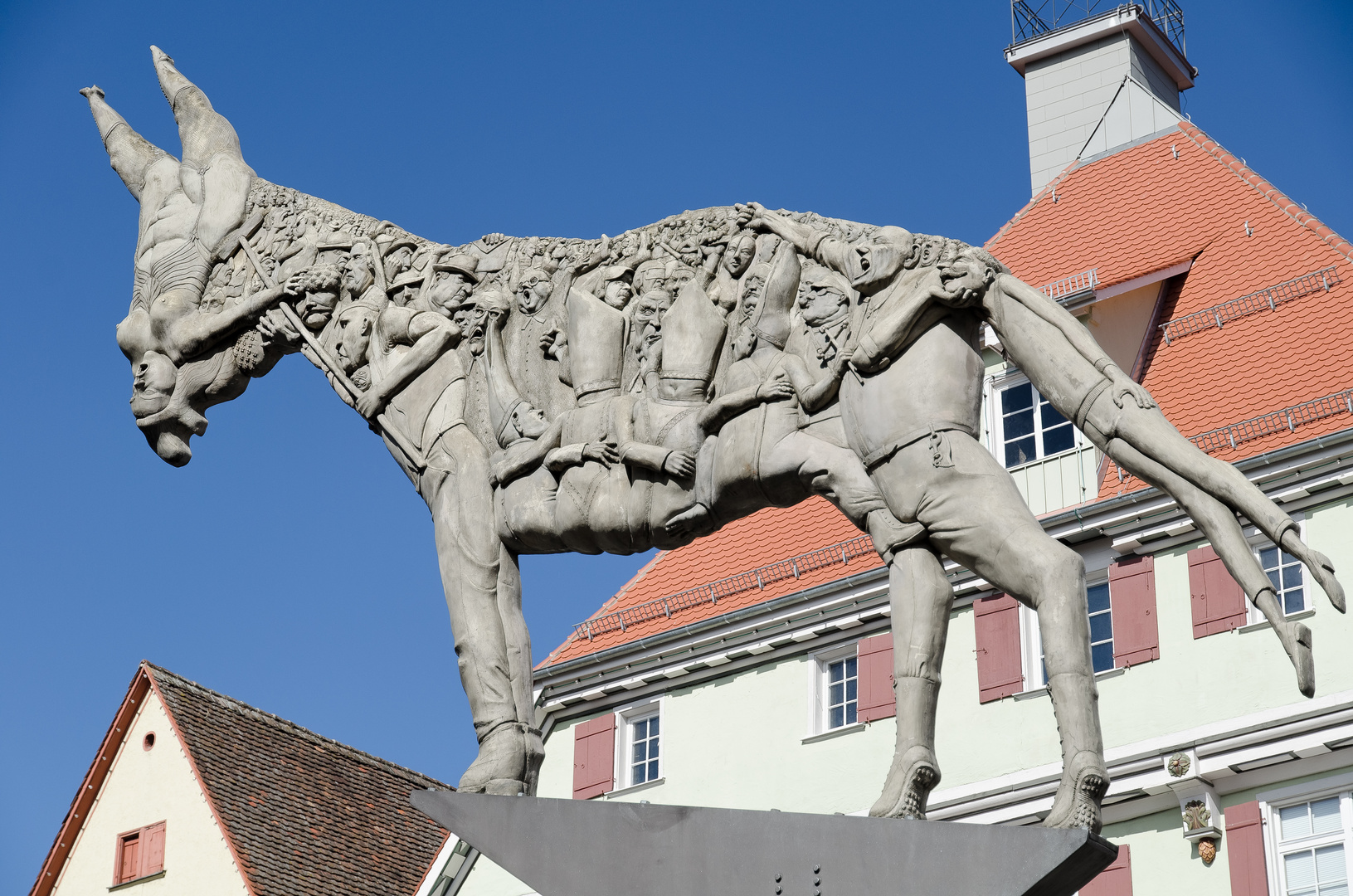 Der Esel auf dem Marktplatz in Biberach Foto & Bild | kunstfotografie ...