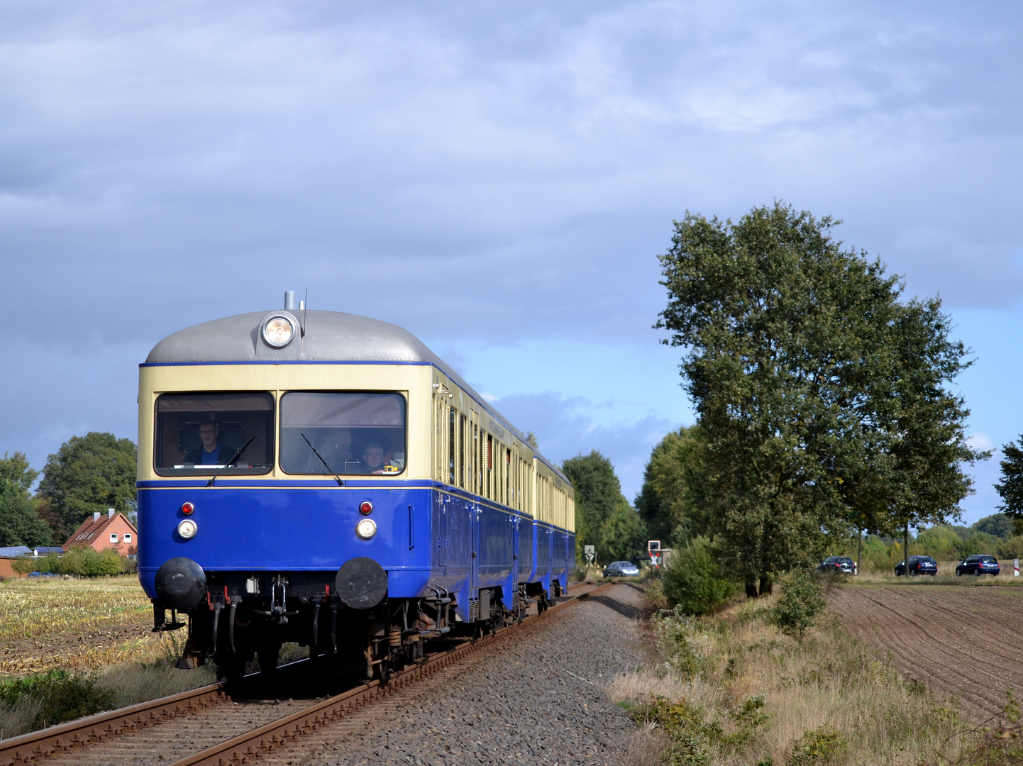 Der Esslinger Triebwagen auf Sonderfahrt im Sulinger Land