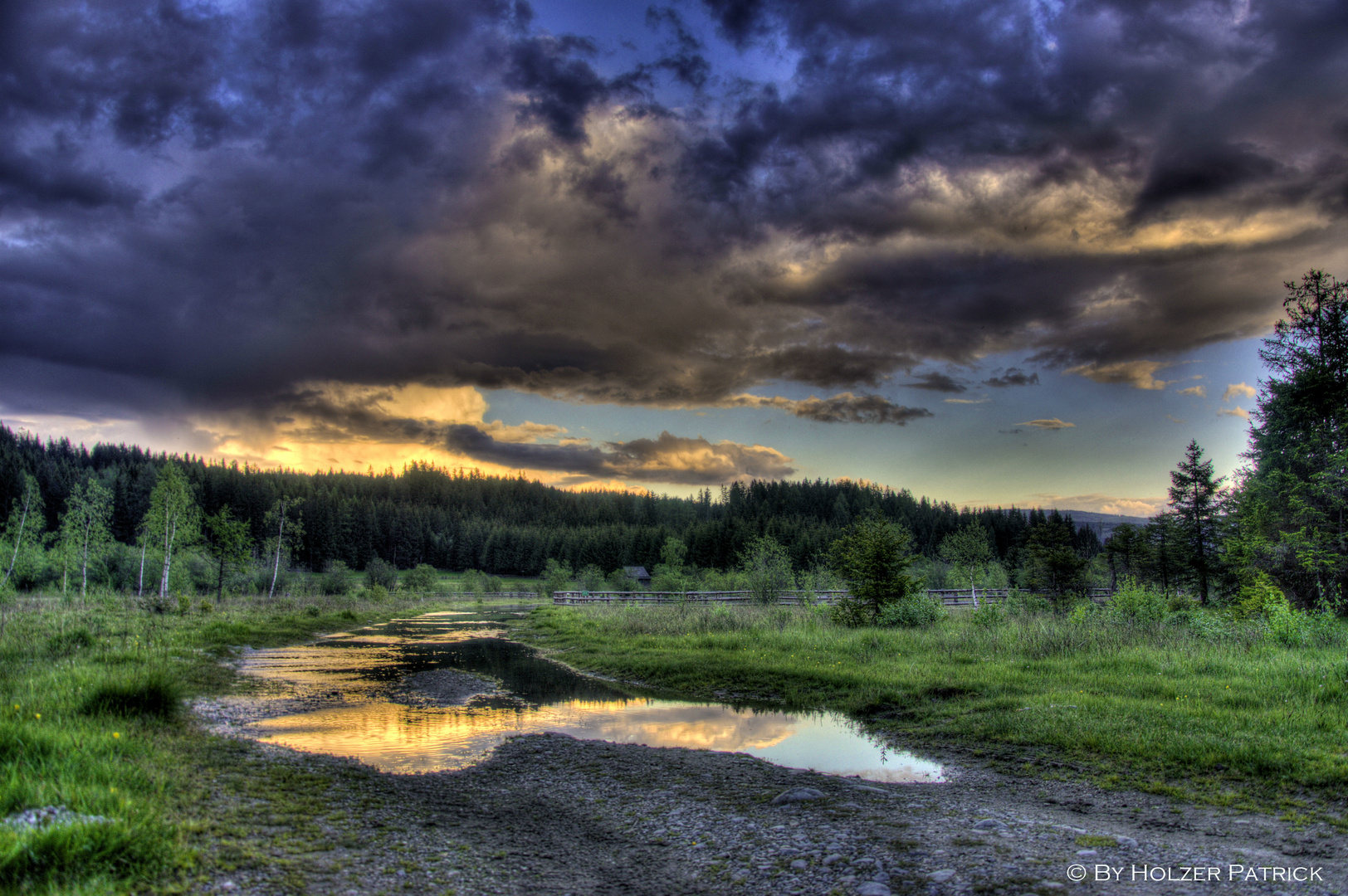 Der etwas nasse Weg - HDR