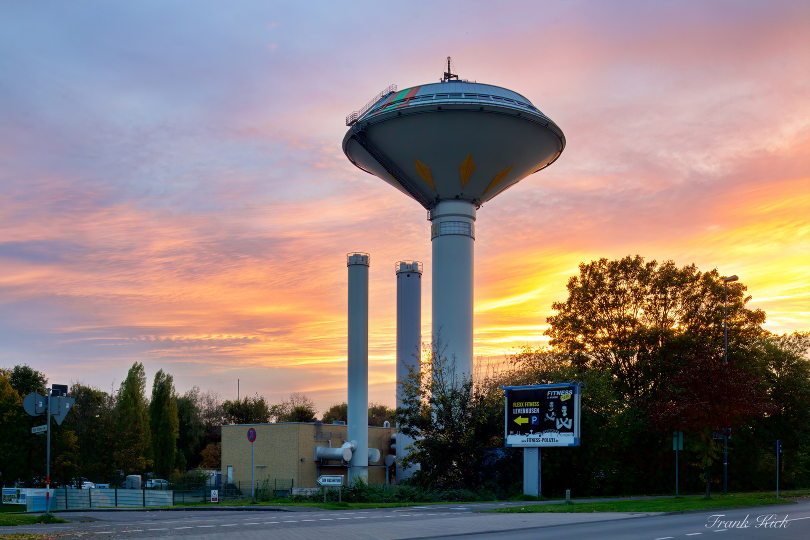 Der EVL Wasserturm in Leverkusen