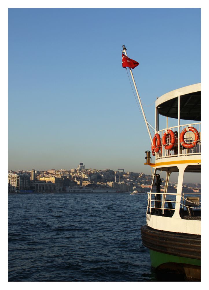 der Fährhafen Eminönü