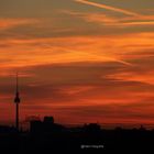 Der Fernsehturm bei Adenddämmerung